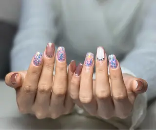 ネイル AngelChris ビューティーサロンのネイルデザイン