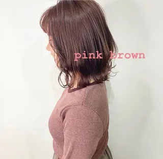 ミディアム 家里 圭子のヘアスタイル