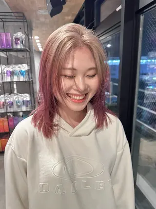 ミディアム カラー ピンクベージュ/新潟 万代/高橋桃葉🍑のヘアスタイル