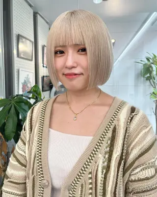 ショート ハイトーン/ ボブ/KAIのヘアスタイル