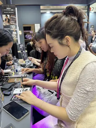 ベルス・アイラッシュ所属・ベルス· アイラッシュのマツエク・マツパデザイン