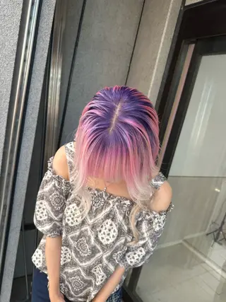 セミロング カラー ブリーチ人気No.1 MANATO🎨🌈のヘアスタイル