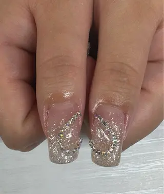 ネイル share＋honmachi所属・rn__ nailのネイルデザイン