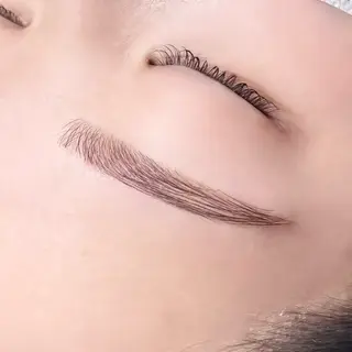 アイブロウ Milavis所属・すあい みやびのマツエク・マツパデザイン