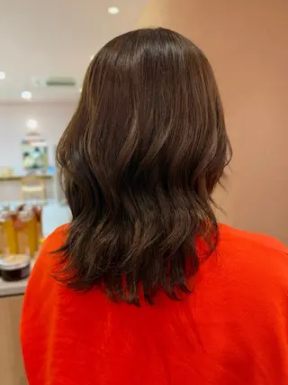 セミロング カラー ヘアアレンジ merc.☘️平岩 那月のヘアスタイル