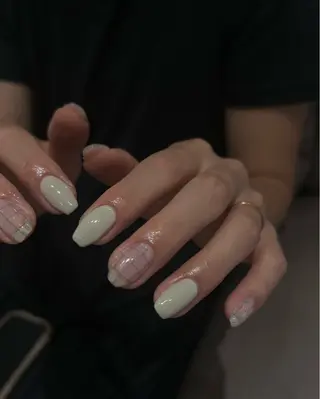 ネイル DEEokazaki momonaのネイルデザイン