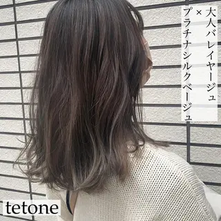 セミロング カラー テトネ タカシのヘアスタイル