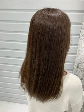 ロング カラー TAKUMI .のヘアスタイル