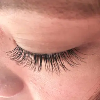 マツエク・マツパ MyCubeHairDesignEyelash所属・miiimo ミモのマツエク・マツパデザイン