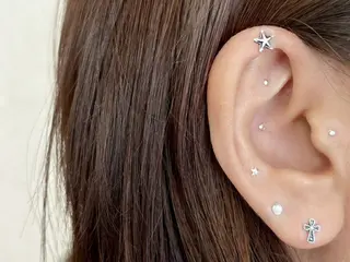 Nami ‧₊💎.*˚のネイルデザイン