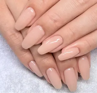 ネイル bibi.salon所属・Y Akiのネイルデザイン