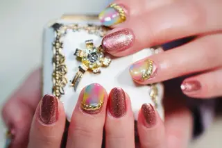 ネイル ママリンド　志村坂上店所属・しみ えんのネイルデザイン