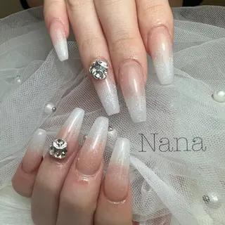 ネイル FAUSTO所属・Nailist 💟NANAのネイルデザイン