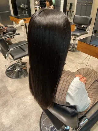 セミロング loca by tree所属・髪質改善/うる艶ヘア HARUNAのヘアスタイル