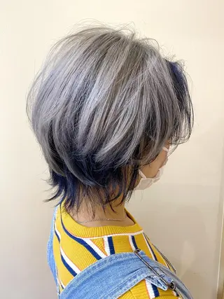 ショート カラー 服部 樹季のヘアスタイル