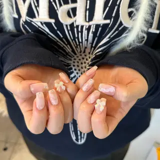 ネイル &h MAKIのネイルデザイン