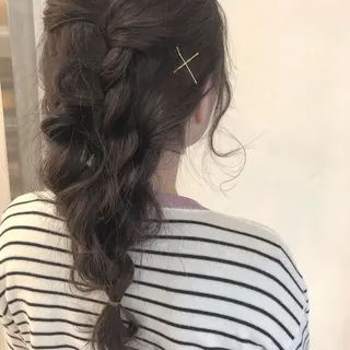 ロング カラー ヘアアレンジ GLROW haruhiのヘアスタイル