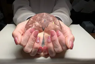 ネイル Rainbow Moonのネイルデザイン