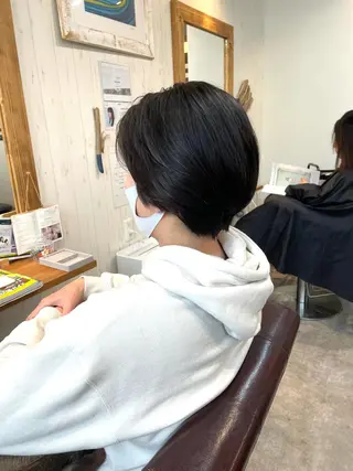 ショート 小阪 将司のヘアスタイル