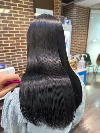 ロング ボブ/暖色カラー コウボヒカルのヘアスタイル