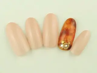 ショート SINCERELY シンシアリー🌈のネイルデザイン