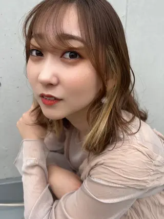 セミロング カラー 🥞ベージュ系カラー 【すずきりほ】🥞のヘアスタイル