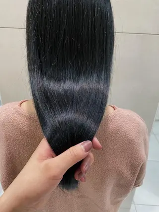 ロング カラー 透明感カラー 天羅のヘアスタイル