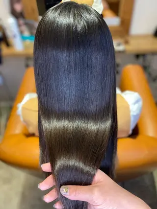 セミロング カラー 髪質改善×矯正🫧 韓国ヘアasamiのヘアスタイル