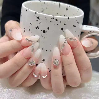 ネイル Queens テイのネイルデザイン