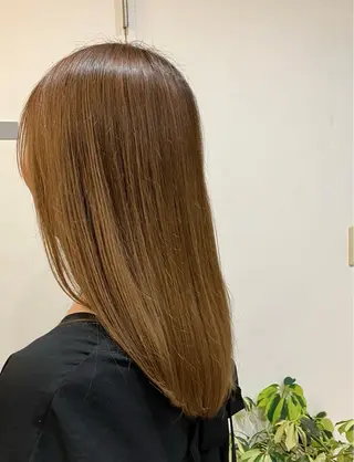 セミロング 平川 かなこのヘアスタイル