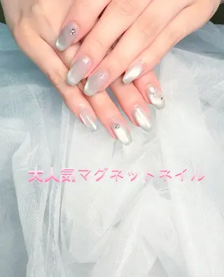 ネイル pink ladyサロン所属・べ にのネイルデザイン