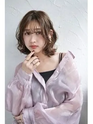 ミディアム 💛大人可愛い 🧡TAICHIROのヘアスタイル