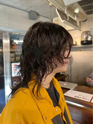 ミディアム パーマ 関谷 航太のヘアスタイル