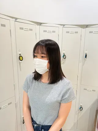 ミディアム 艶髪/ハイトーン ️🫧rino🫧のヘアスタイル