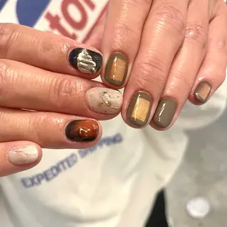 ショート m kaori𓃟のネイルデザイン