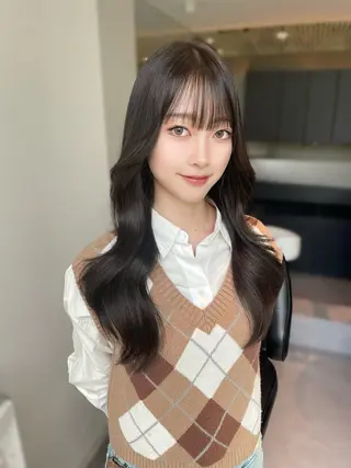 ロング 銀座／レイヤーカット 🤍内野すみれのヘアスタイル