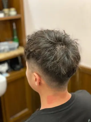 ショート ヒロ銀座 BARBAR SHOP 新宿所属・土井 康永のヘアスタイル