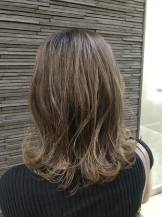 ミディアム カラー ブリーチ縮毛矯正/ デサキ ショウヘイのヘアスタイル