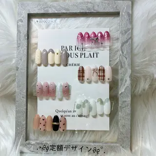 ネイル ジェヌインネイル 間宮のネイルデザイン