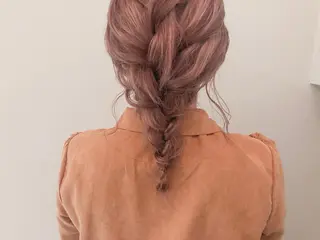 ミディアム カラー ヘアアレンジ ショートボブ💗 ヤマネシオリのヘアスタイル