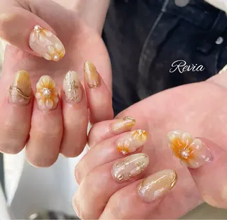 ネイル revia所属・ERI Nailistのネイルデザイン