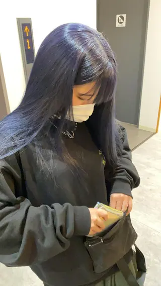 セミロング カラー Hair & make Lamp所属・梅田のブリーチ特化 美容師KAI🥰のヘアスタイル