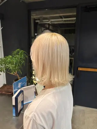 カラー 中村 文音のヘアスタイル