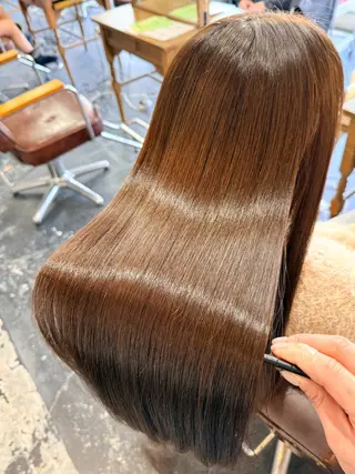 ロング 上村 楓のヘアスタイル