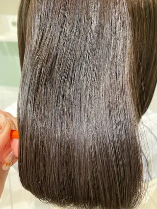 ミディアム 長井 麻帆のヘアスタイル