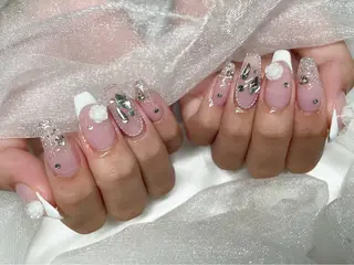 ネイル Roi〈ロワ〉 Minakoのネイルデザイン