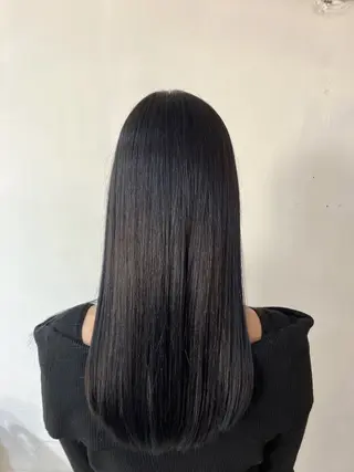 ロング カラー door white hideのヘアスタイル