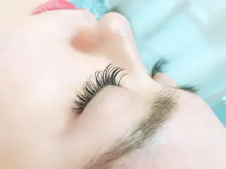 マツエク・マツパ eyelist🌙 natsumiのマツエク・マツパデザイン