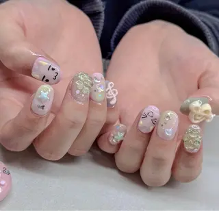 ネイル num-fi Aiのネイルデザイン