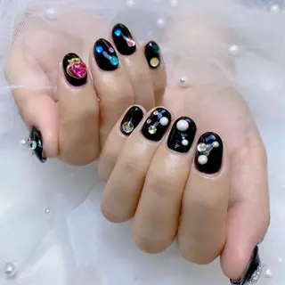 ネイル モナ& ミユのネイルデザイン